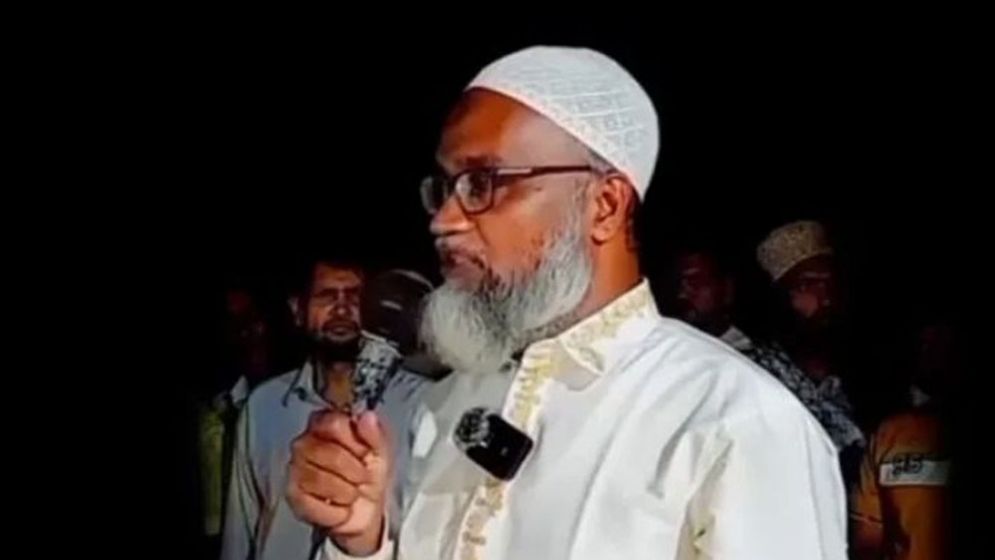 ‘জমিদারের বংশ’ দাবি করে বক্তব্য দেওয়া জামায়াত নেতাকে শোকজ